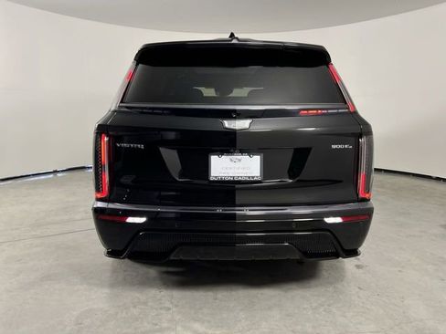 Used 2026 Cadillac Vistiq Platinum AWD/4WD image 7