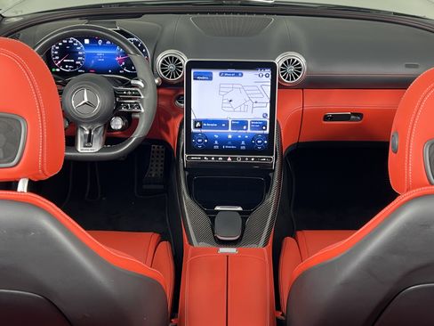 Certified 2022 Mercedes-Benz SL 63 AMG 4MATIC image 33