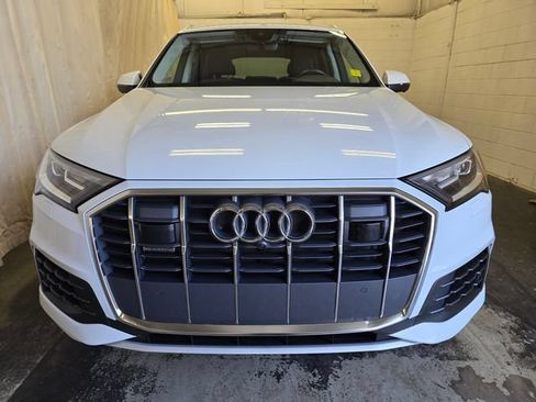 Used 2023 Audi Q7 3.0T Premium Plus AWD/4WD image 3