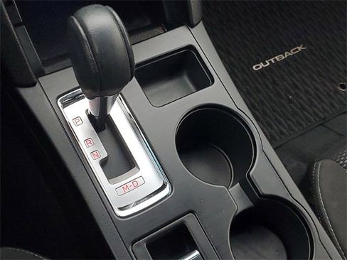 Used 2018 Subaru Outback 2.5i Premium image 27