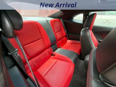 Used 2015 Chevrolet Camaro LT w/ Commemorative Special Edition RWD image 7