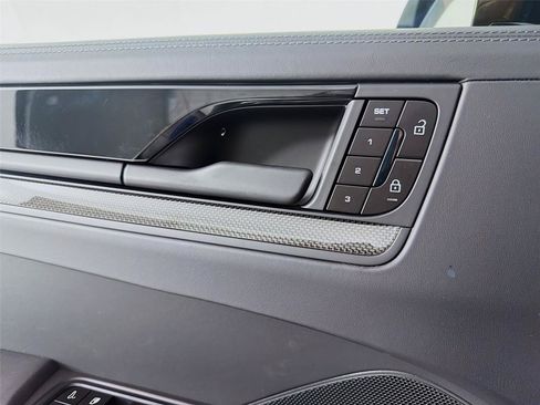 New 2026 Porsche Cayenne GTS AWD/4WD image 8