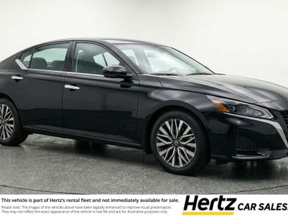 Used 2025 Nissan Altima 2.5 SV