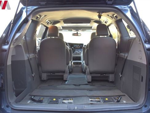 Used 2017 Toyota Sienna XLE Premium w/ Protection Package AWD/4WD image 33