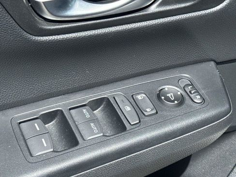 Used 2024 Honda CR-V EX image 18