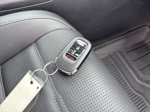 Used 2025 Honda CR-V EX-L image 42