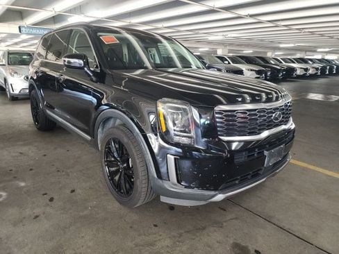 Used 2020 Kia Telluride S image 2