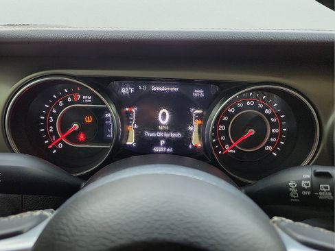 Used 2018 Jeep Wrangler Rubicon AWD/4WD image 18