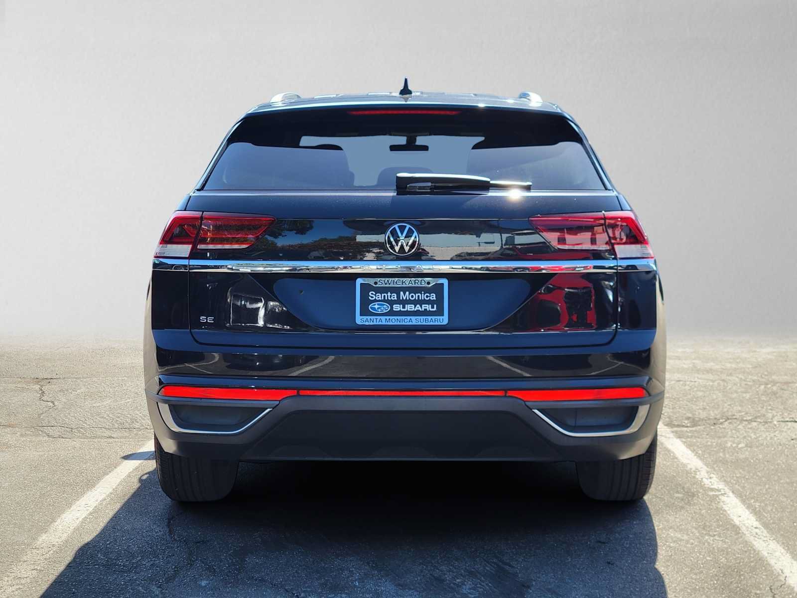 Used 2023 Volkswagen Atlas Cross Sport SE FWD image 4