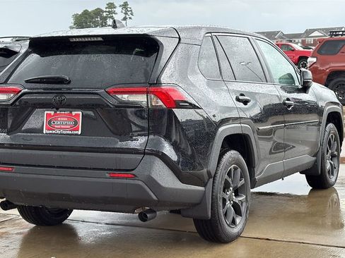 Certified 2025 Toyota RAV4 LE image 5