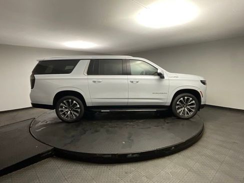 Certified 2026 Chevrolet Suburban High Country image 9