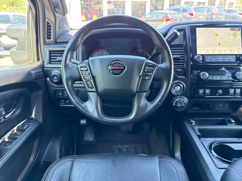 Used 2021 Nissan Titan PRO-4X w/ Pro-4x Convenience Package AWD/4WD image 23