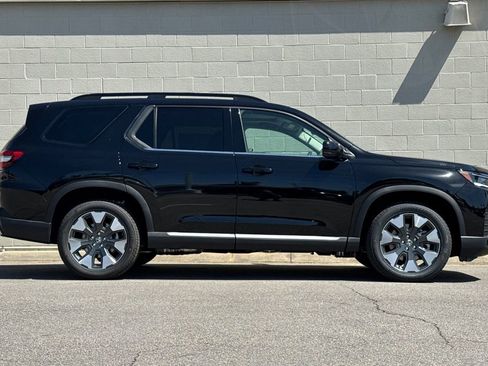 New 2026 Honda Pilot Elite image 3