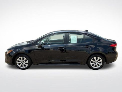 Used 2023 Toyota Corolla LE FWD image 6
