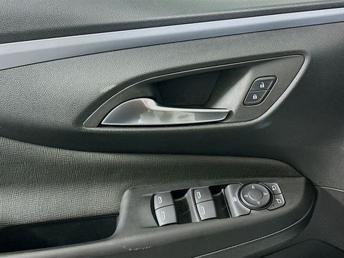 Used 2025 Buick Envista Preferred image 15