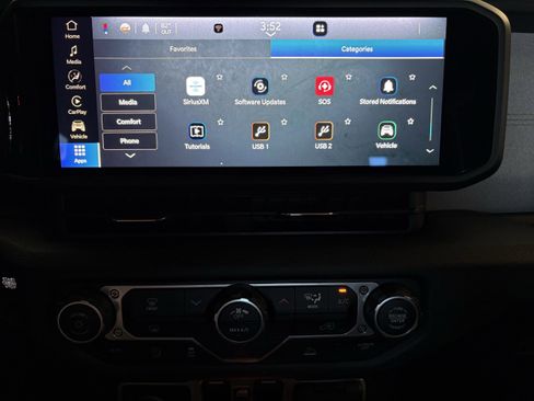 Used 2025 Jeep Wrangler Sport image 16