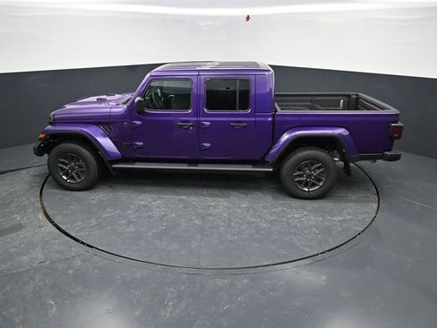 New 2026 Jeep Gladiator Sport image 42