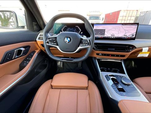 Used 2025 BMW 430i xDrive Coupe w/ M Sport Package image 5