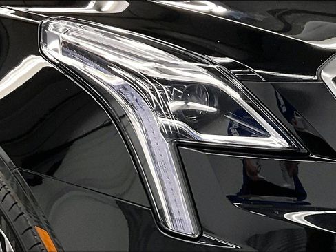 Used 2024 Cadillac XT5 Sportv w/ LPO, Floor Liner Package AWD/4WD image 31