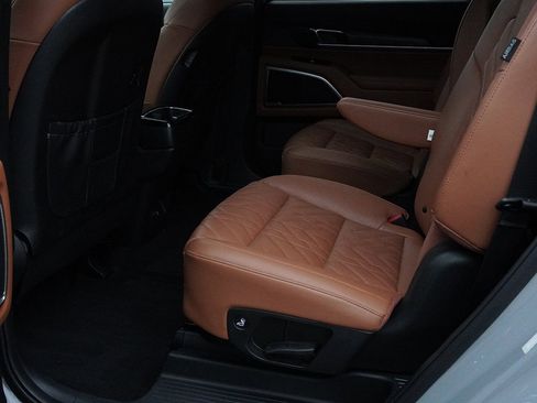 Used 2023 Kia Telluride EX X-Line image 34