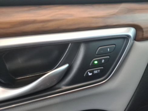 Used 2022 Honda CR-V Touring image 22