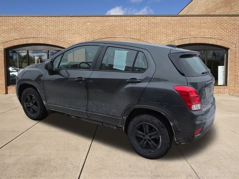 Used 2019 Chevrolet Trax LS image 4