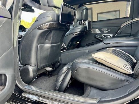 Used 2016 Mercedes-Benz Maybach S 600 image 15