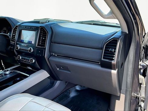 Certified 2021 Ford Expedition Limited AWD/4WD image 17
