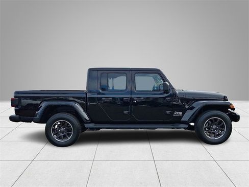 Used 2022 Jeep Gladiator Overland w/ Popular Equipment Package image 7
