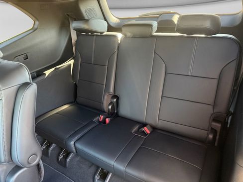 New 2026 GMC Acadia Elevation w/ Elevation Premium Package FWD image 18