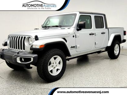 Used 2023 Jeep Gladiator Sport