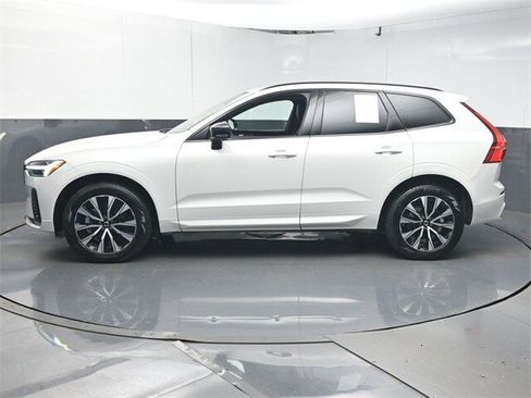 Certified 2024 Volvo XC60 B5 Core image 5