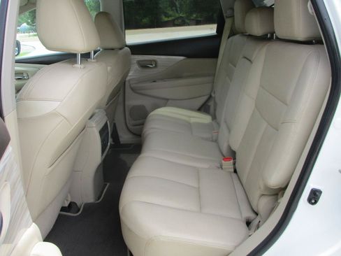 Used 2018 Nissan Murano SL FWD image 12