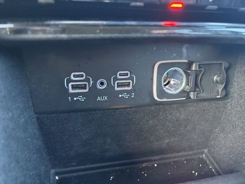 Used 2022 Jeep Grand Cherokee L Limited image 29