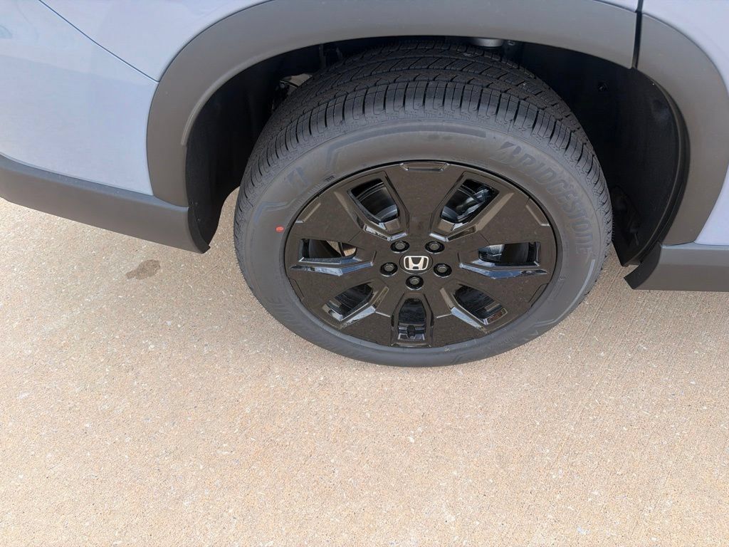 New 2026 Honda Pilot Black Edition image 12