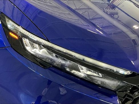 Used 2024 Honda CR-V Sport Touring image 28