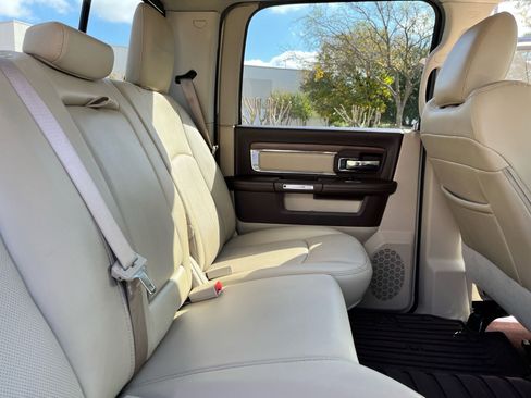 Used 2018 RAM 1500 Laramie w/ Convenience Group image 21