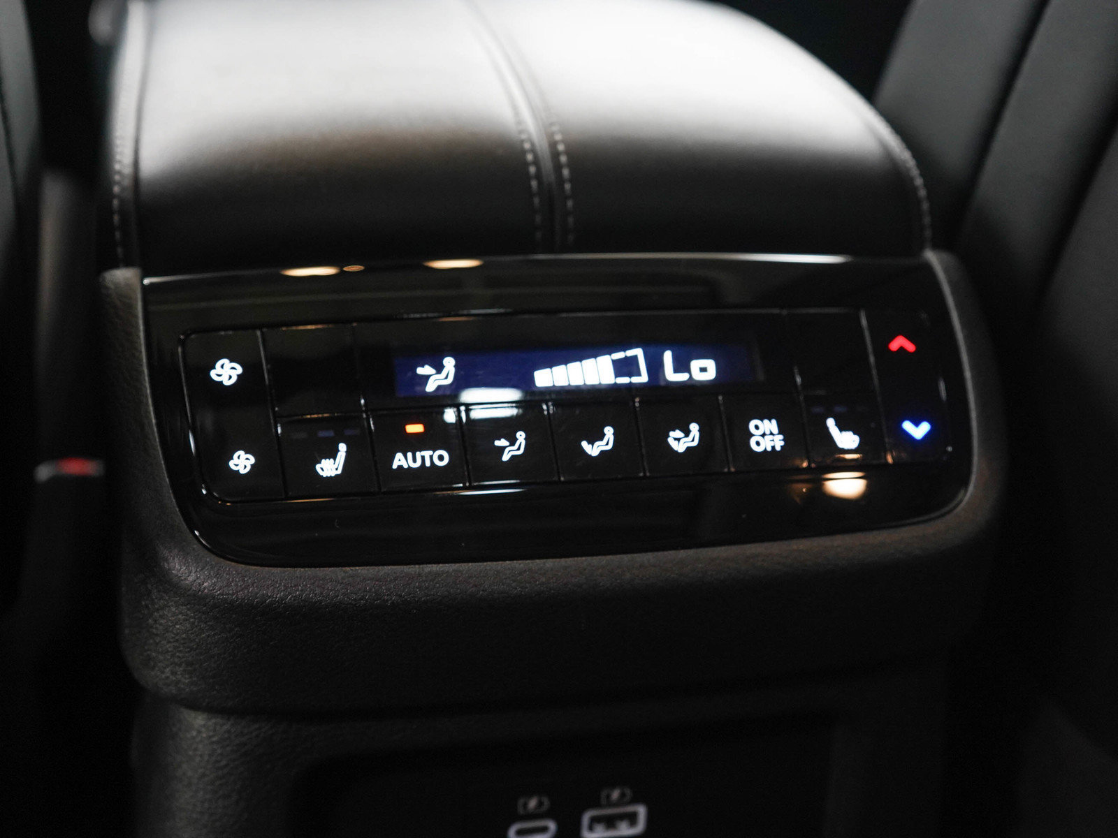 Used 2025 INFINITI QX60 Luxe AWD/4WD image 17