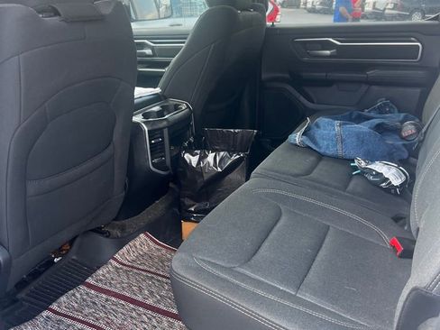 Used 2022 RAM 1500 Big Horn AWD/4WD image 6