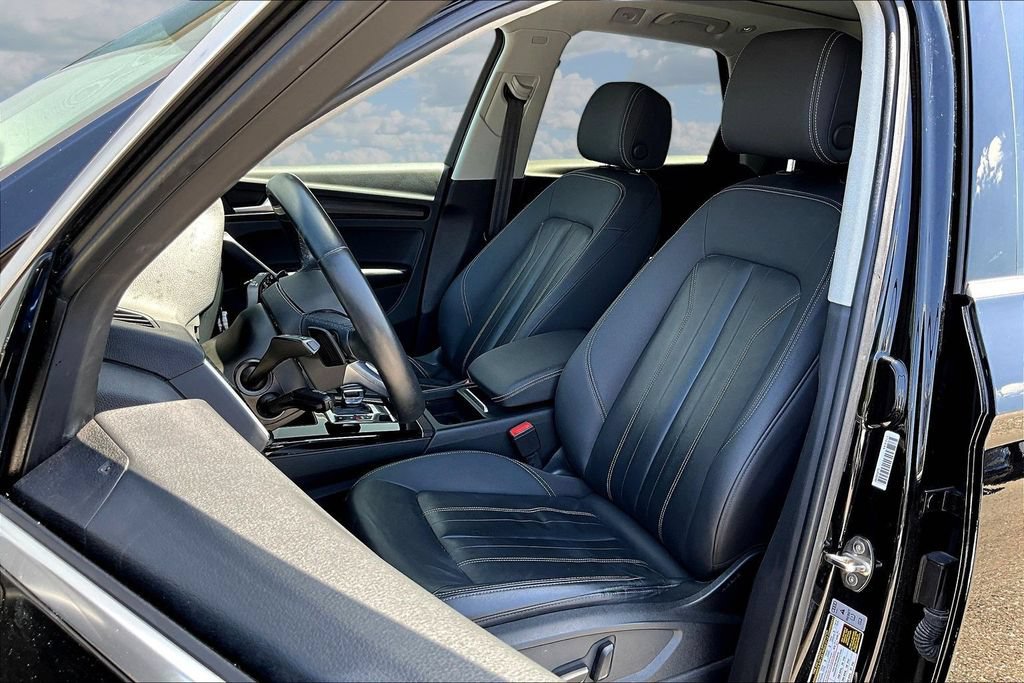Used 2021 Audi Q5 2.0T Premium w/ Convenience Package AWD/4WD image 21