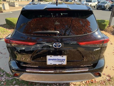 Used 2020 Toyota Highlander Limited Platinum image 41