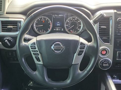 Used 2017 Nissan Titan PRO-4X w/ Pro-4x Convenience Package AWD/4WD image 22