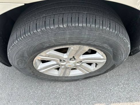 Used 2014 Chevrolet Traverse LT AWD/4WD image 13