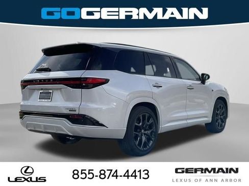 New 2026 Lexus TX 500h AWD image 8