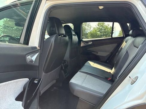 Used 2023 Volkswagen ID.4 Pro AWD/4WD image 13