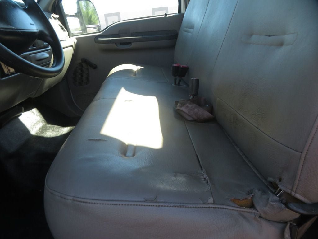 Used 2000 Ford F450 2WD Regular Cab Super Duty image 17