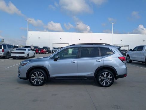 Used 2019 Subaru Forester Limited w/ Popular Package #3 AWD/4WD image 3