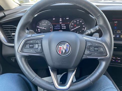 Used 2023 Buick Envision Essence image 32