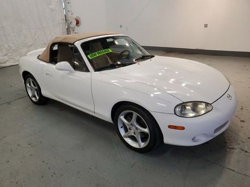 Used 2001 MAZDA MX-5 Miata image 38