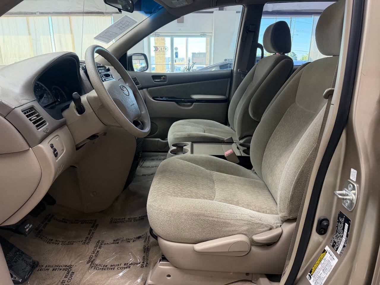 Used 2005 Toyota Sienna CE FWD image 10